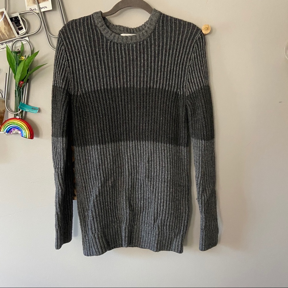 H&M Long Sleeve Knit Striped Crewneck Sweater